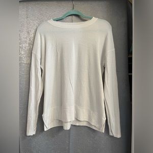 Soft white long sleeve sweater/shirt